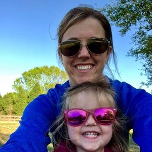Meet your Posher, Kelli